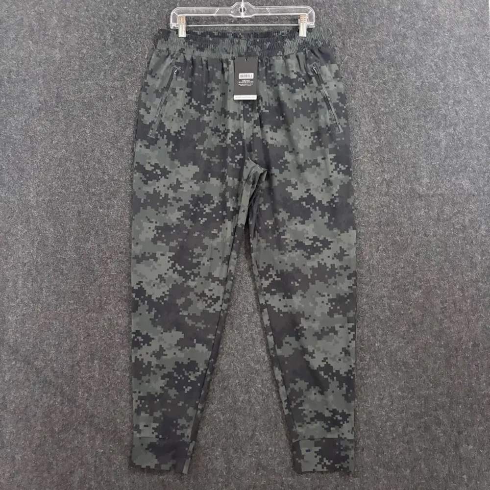 Barbell Men's Digital Camo Joggers - Dark Green. 
NWT